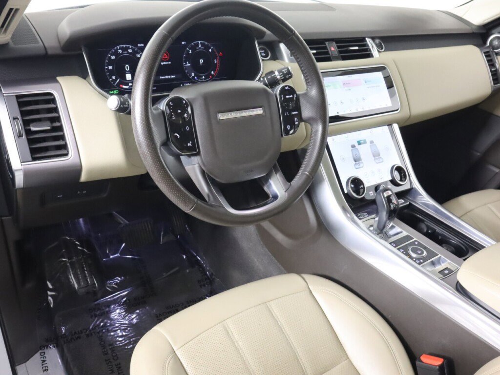 Used 2020 Land Rover Range Rover Sport HSE image 9