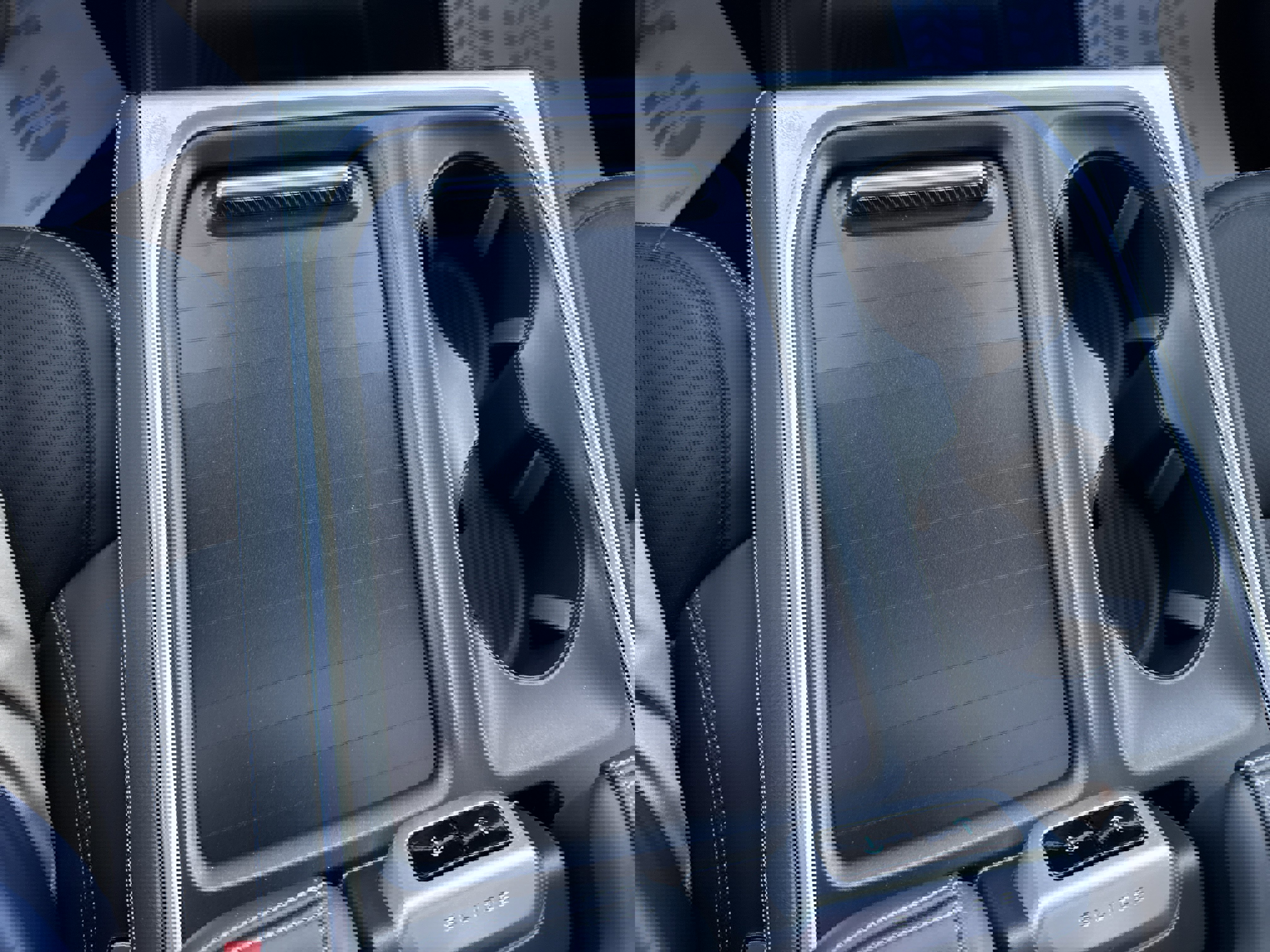 New 2025 Ford Expedition Platinum w/ Stealth Performance Package image 38