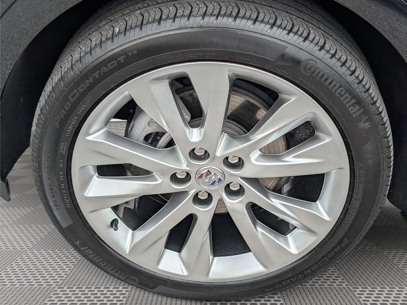 Used 2023 Buick Envision Avenir AWD/4WD image 11