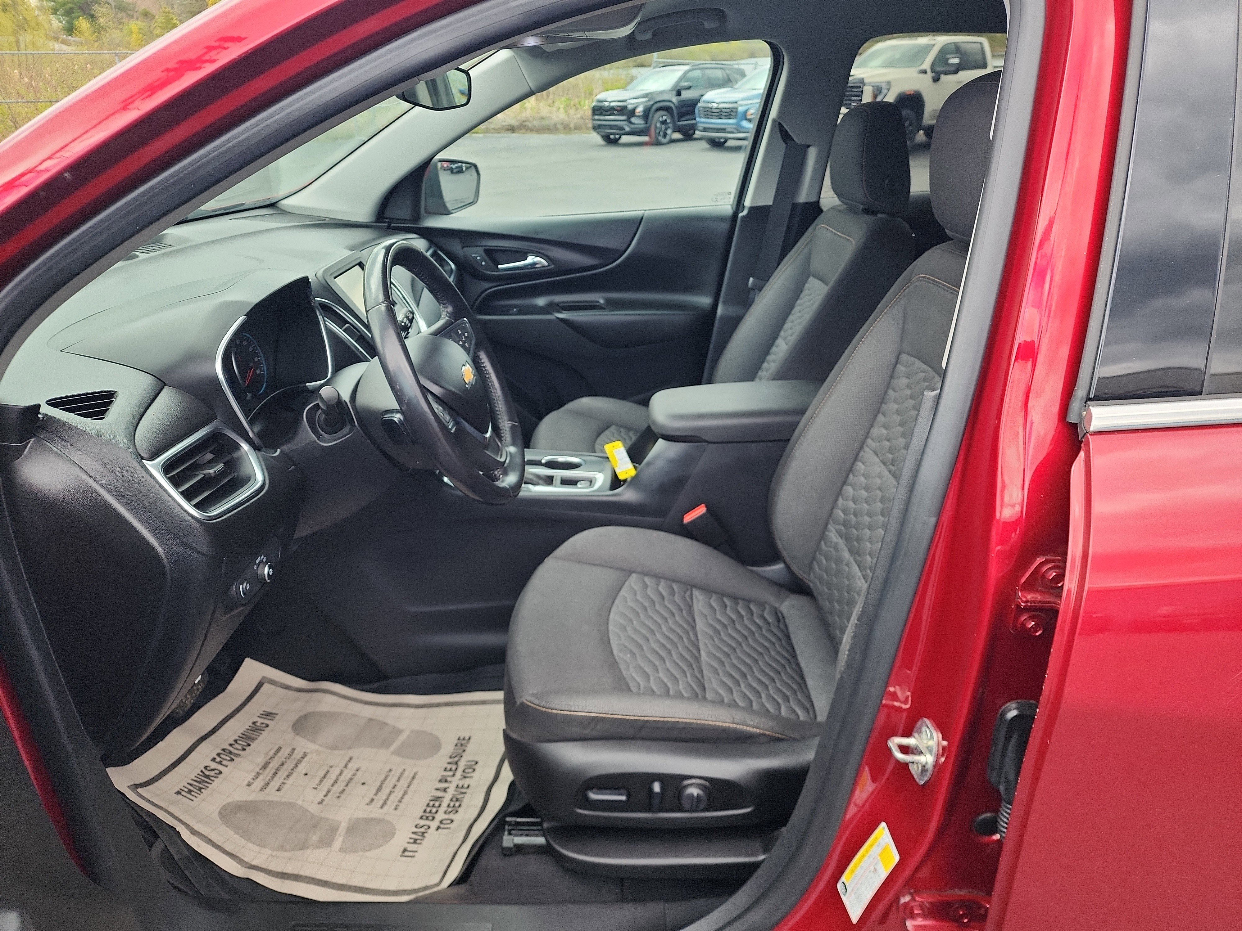 Used 2019 Chevrolet Equinox LT AWD/4WD image 11