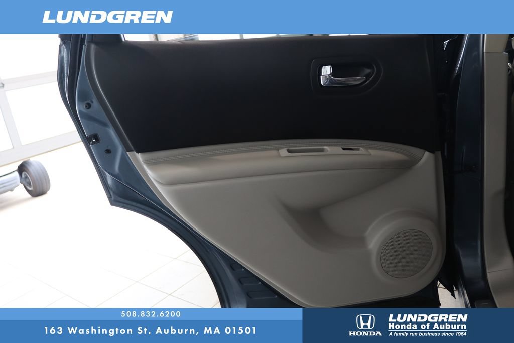 Used 2012 Nissan Rogue SL AWD/4WD image 13