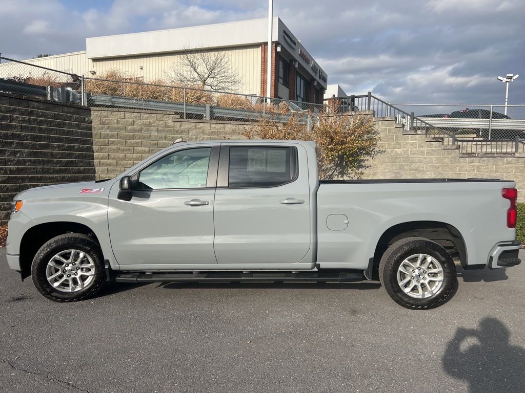 Used 2024 Chevrolet Silverado 1500 RST image 30