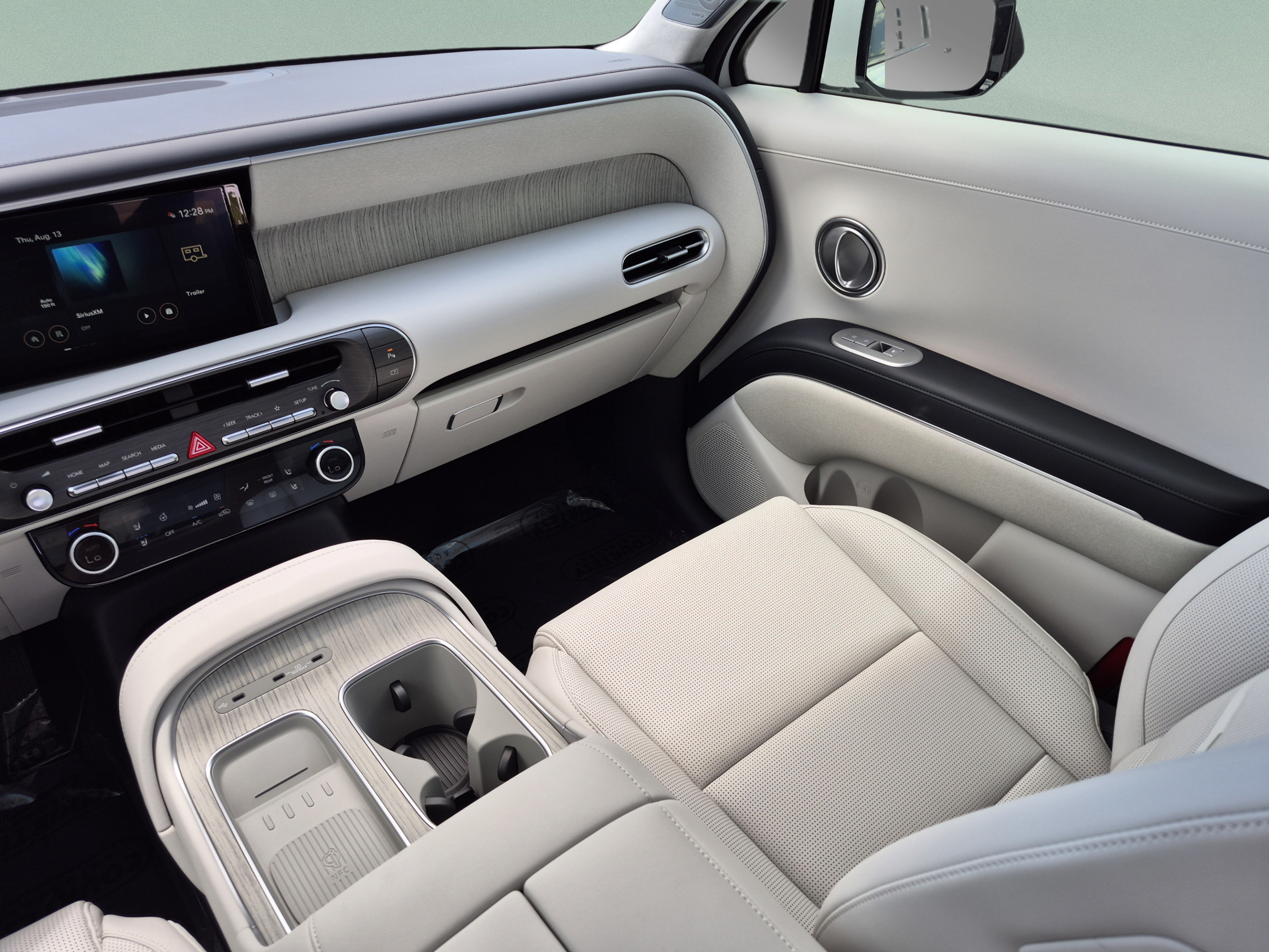 New 2027 Hyundai Palisade Calligraphy FWD image 14