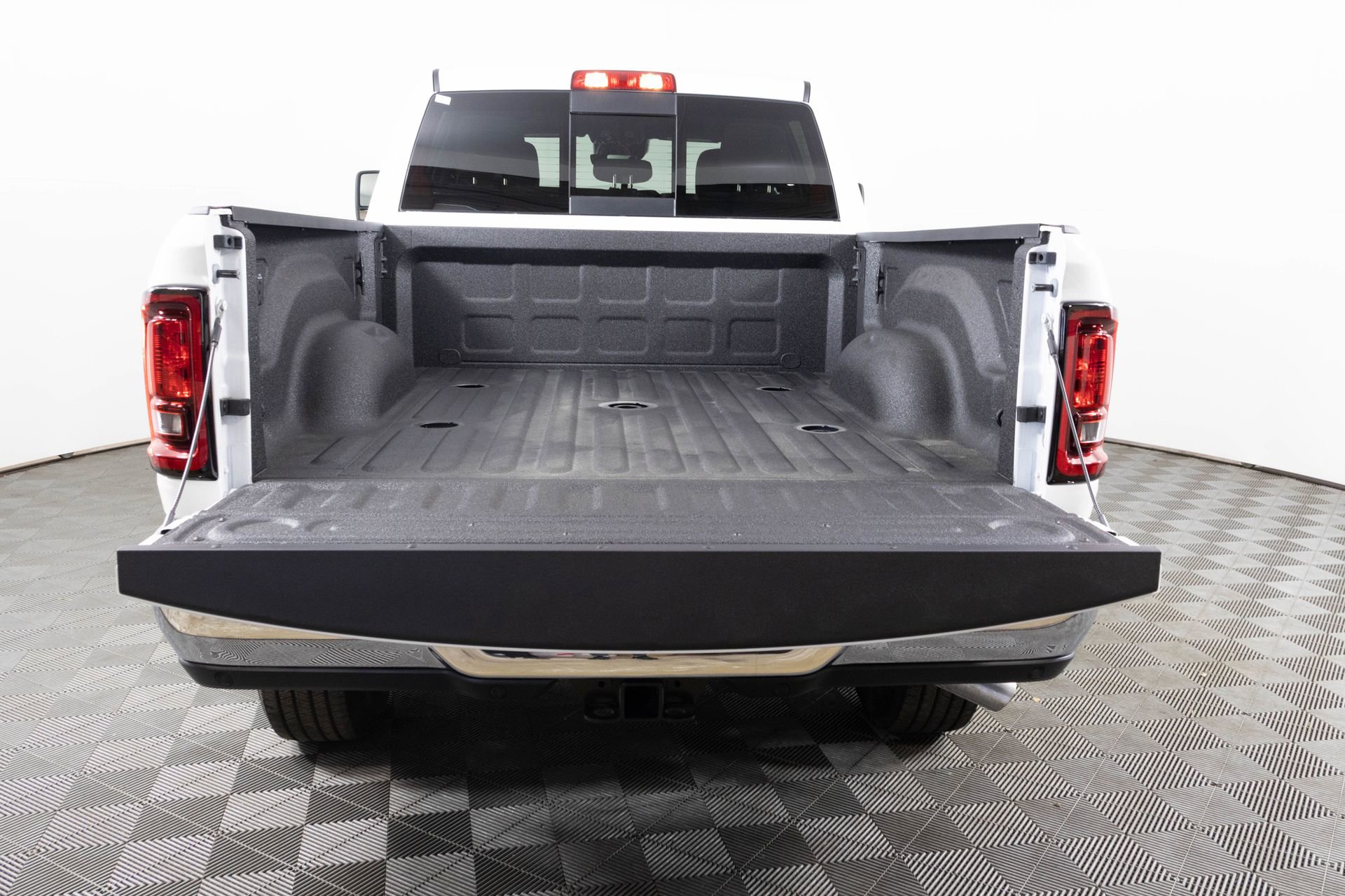 New 2026 RAM 3500 Tradesman image 31