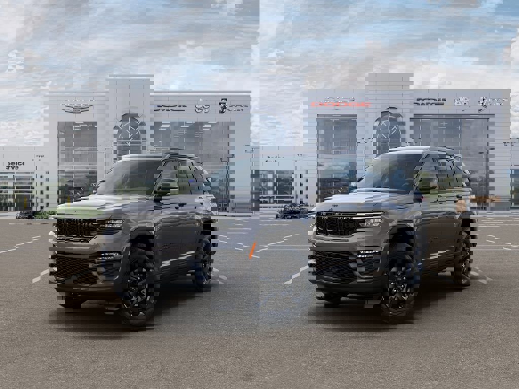 New 2025 Jeep Grand Cherokee Limited w/ Black Appearance Package