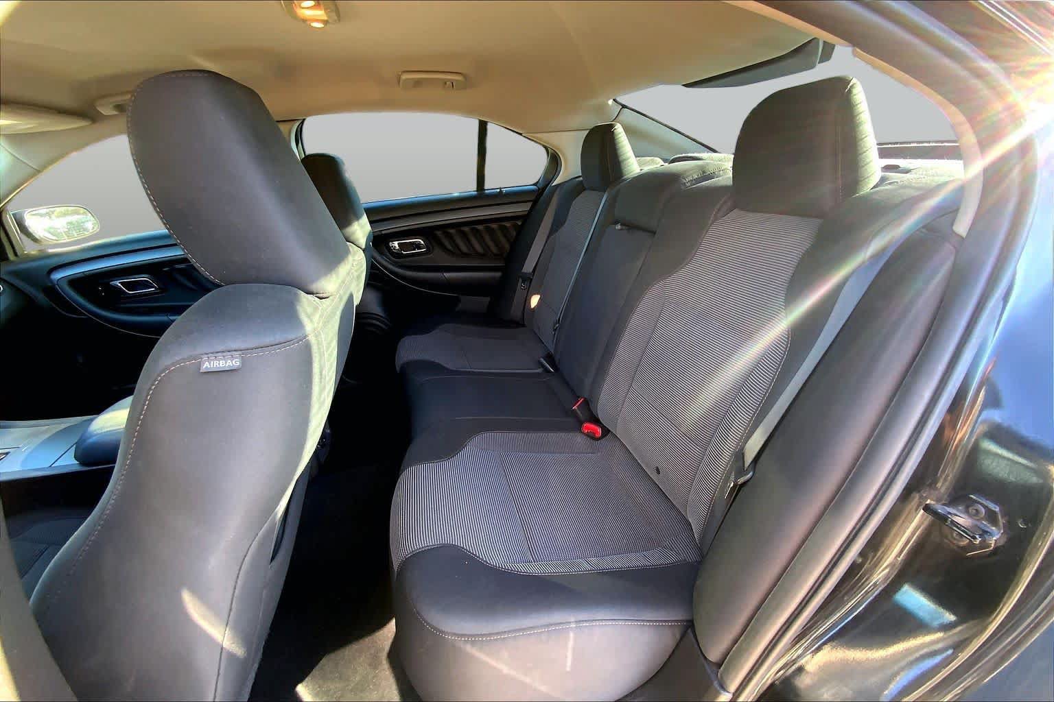 Used 2011 Ford Taurus SEL w/ 201A Rapid Spec Order Code FWD image 18