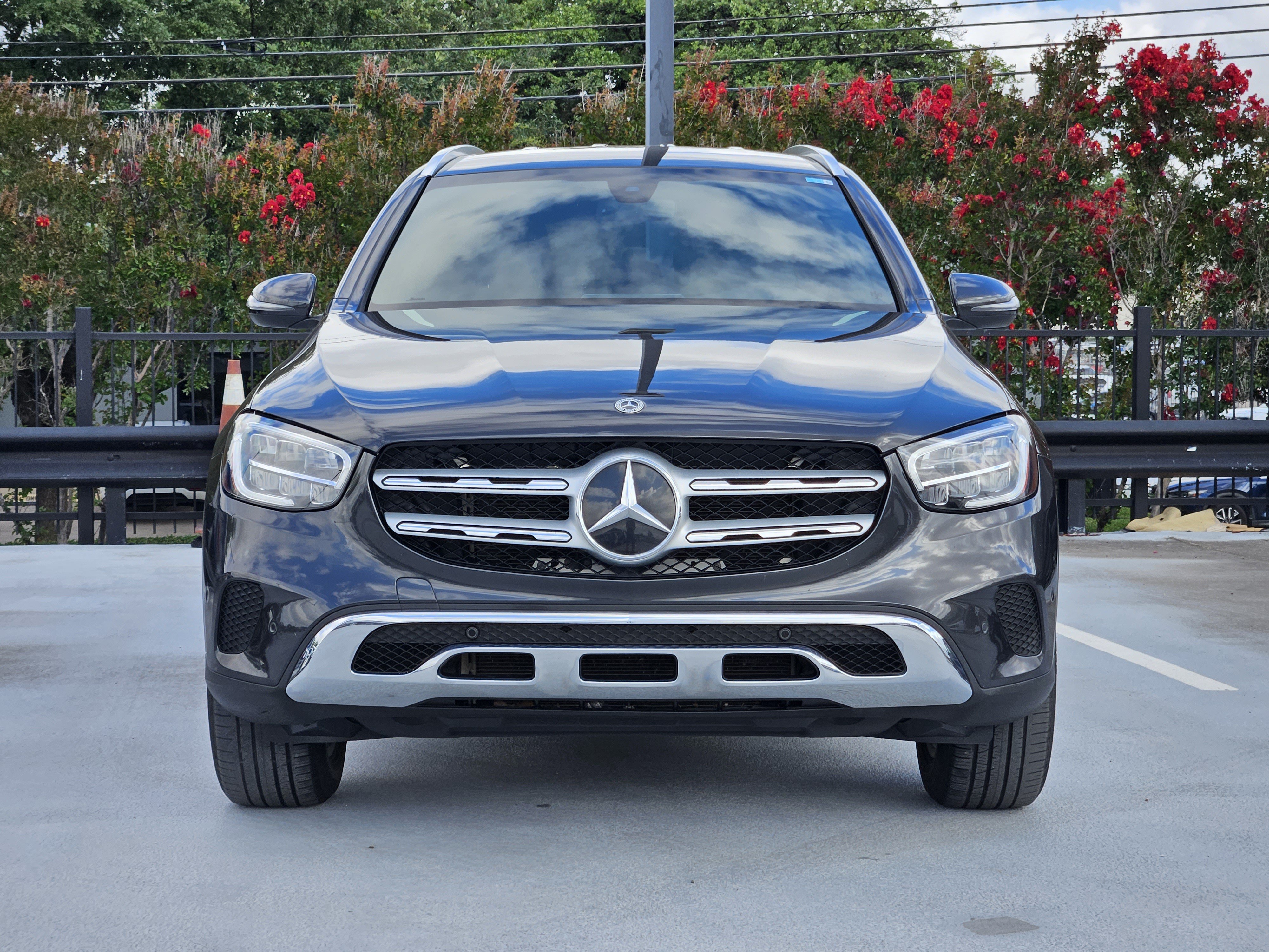 Certified 2021 Mercedes-Benz GLC 300 image 2