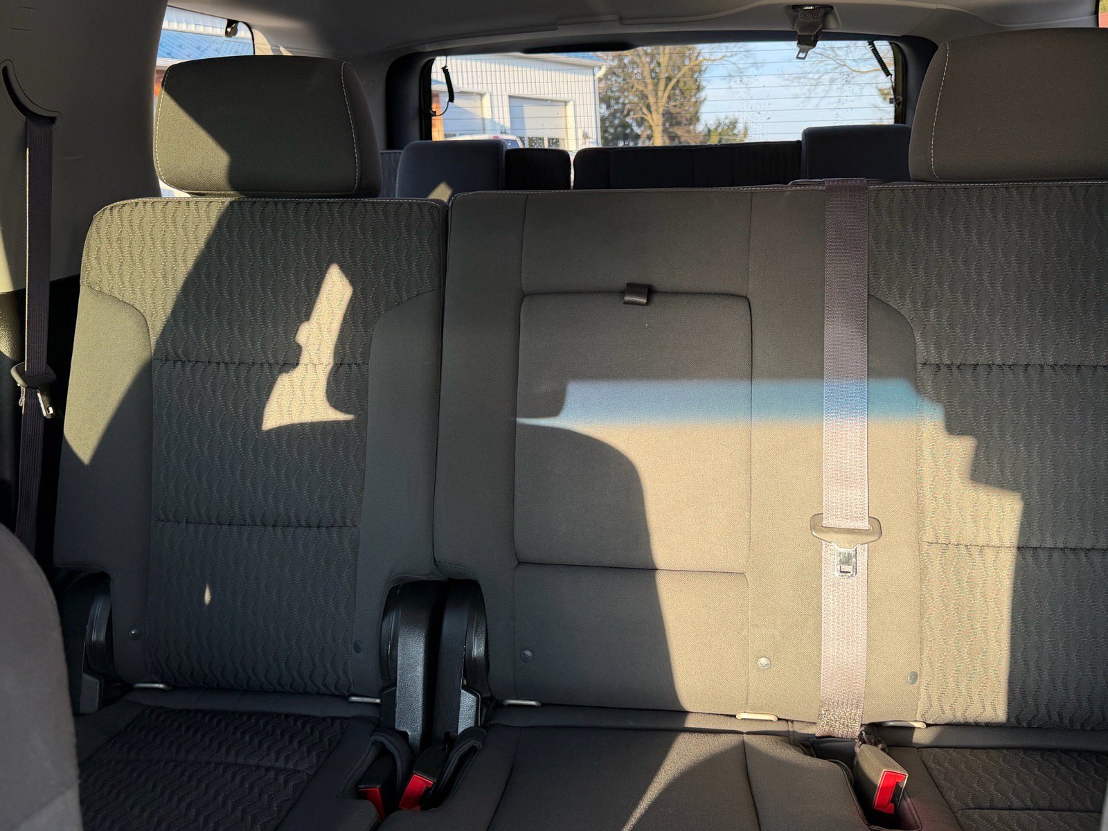 Used 2015 GMC Yukon SLE w/ Convenience Package AWD/4WD image 21