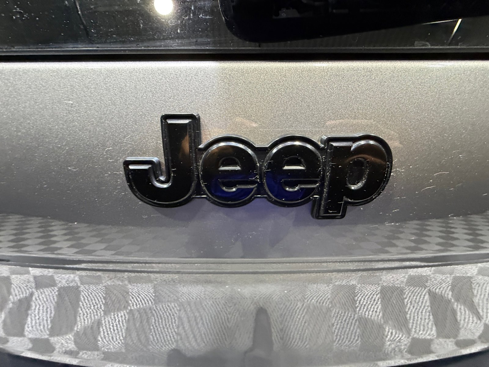 Used 2017 Jeep Cherokee Sport AWD/4WD image 23