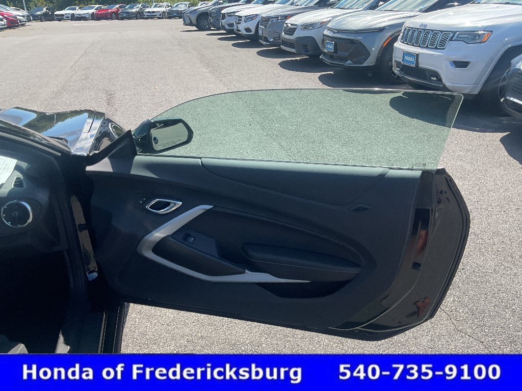 Used 2022 Chevrolet Camaro SS RWD image 13