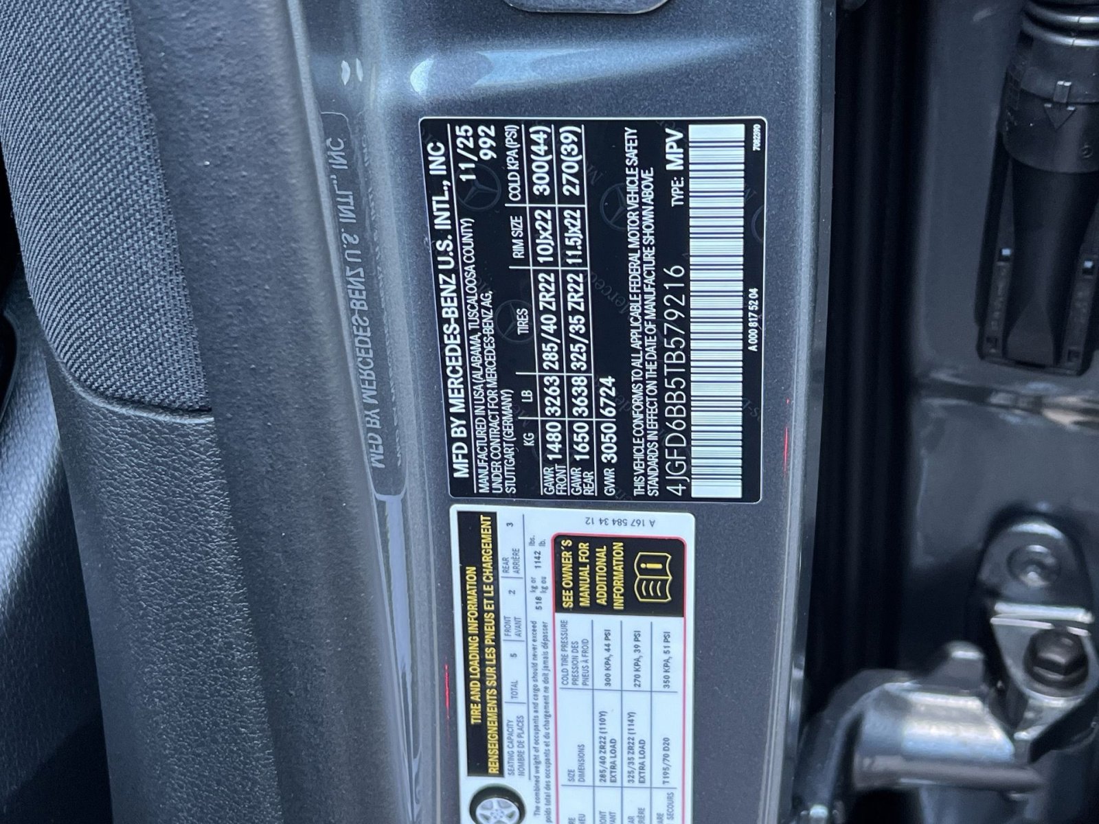 New 2026 Mercedes-Benz GLE 53 AMG 4MATIC Coupe image 38