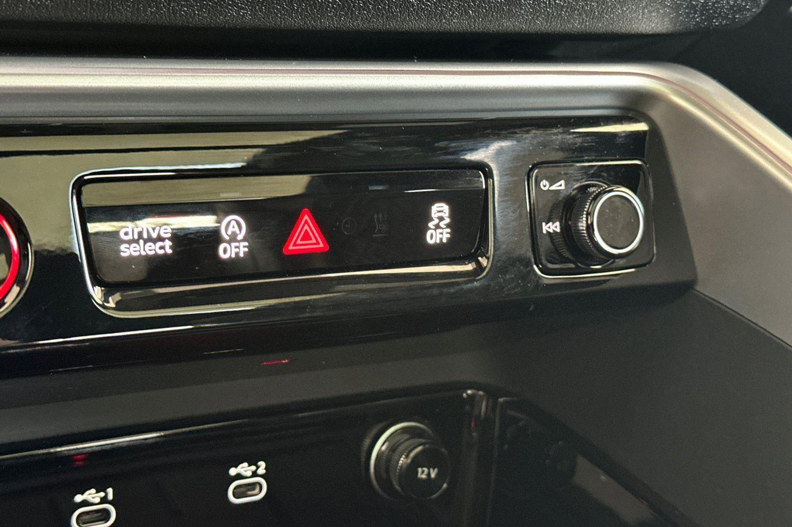 New 2025 Audi SQ5 Premium Plus AWD/4WD image 20