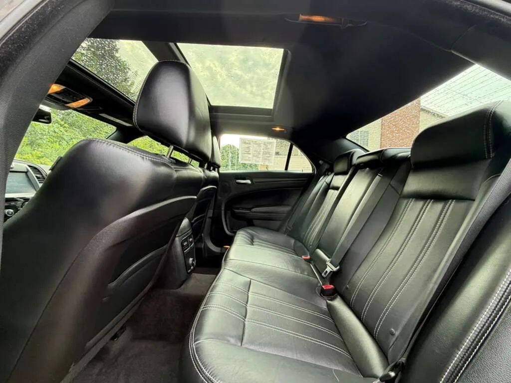 Used 2014 Chrysler 300 S AWD/4WD image 8