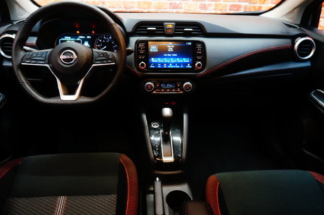 Certified 2025 Nissan Versa SR w/ Trunk Package FWD image 10