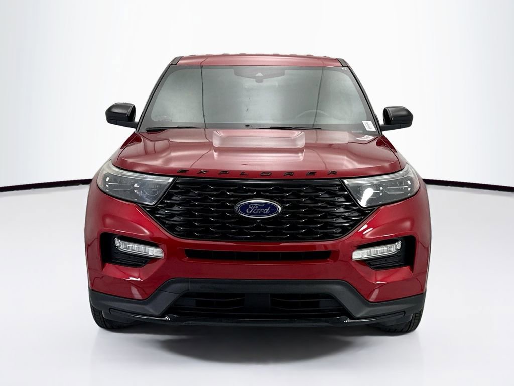 Used 2022 Ford Explorer ST-Line image 2