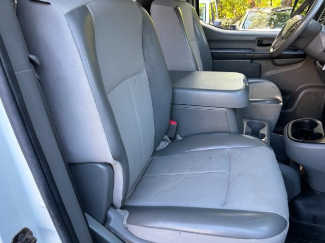 Used 2017 Nissan NV 2500 SV w/ Back Door Glass Package RWD image 24