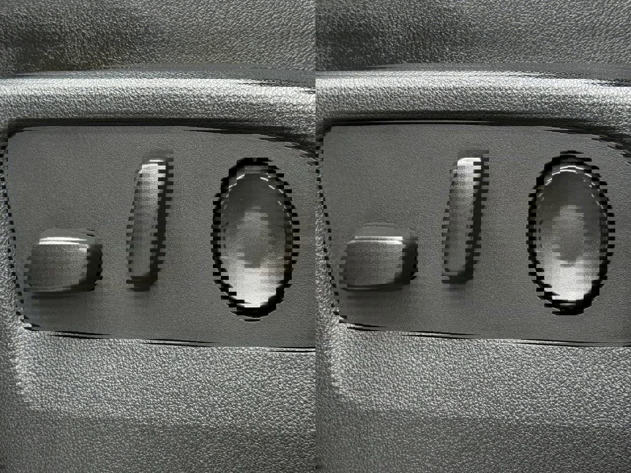 Certified 2023 GMC Yukon AT4 w/ AT4 Premium Package AWD/4WD image 22