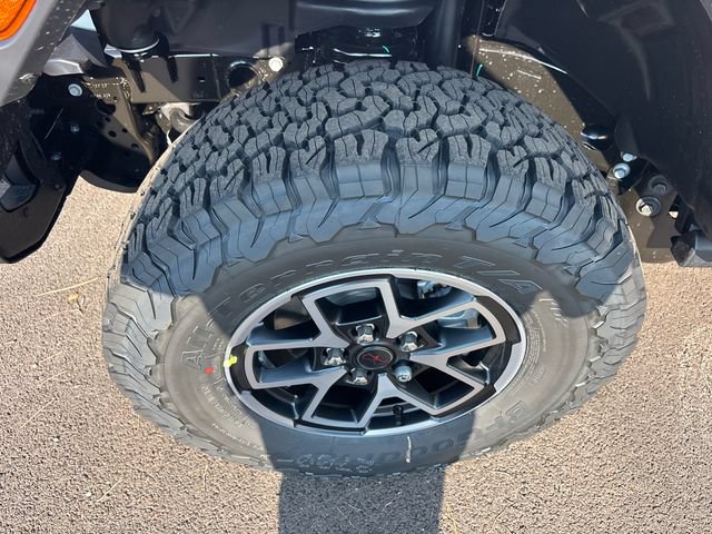 New 2027 Jeep Wrangler Unlimited Rubicon AWD/4WD image 32