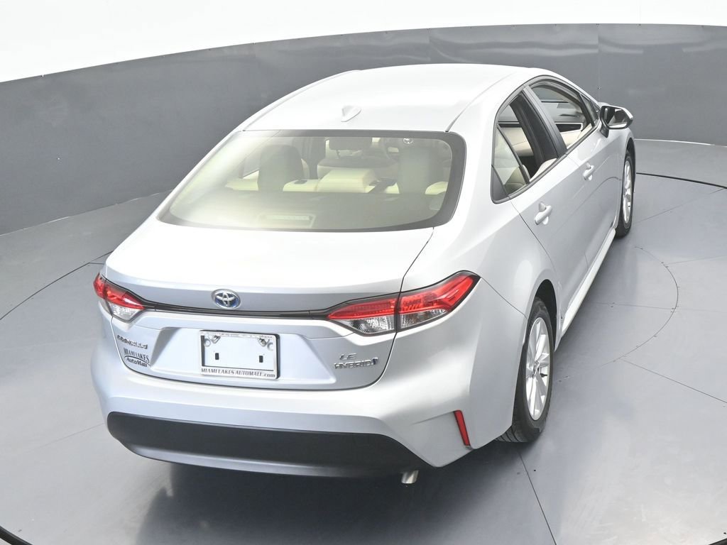 Used 2024 Toyota Corolla LE w/ LE Convenience Package image 39