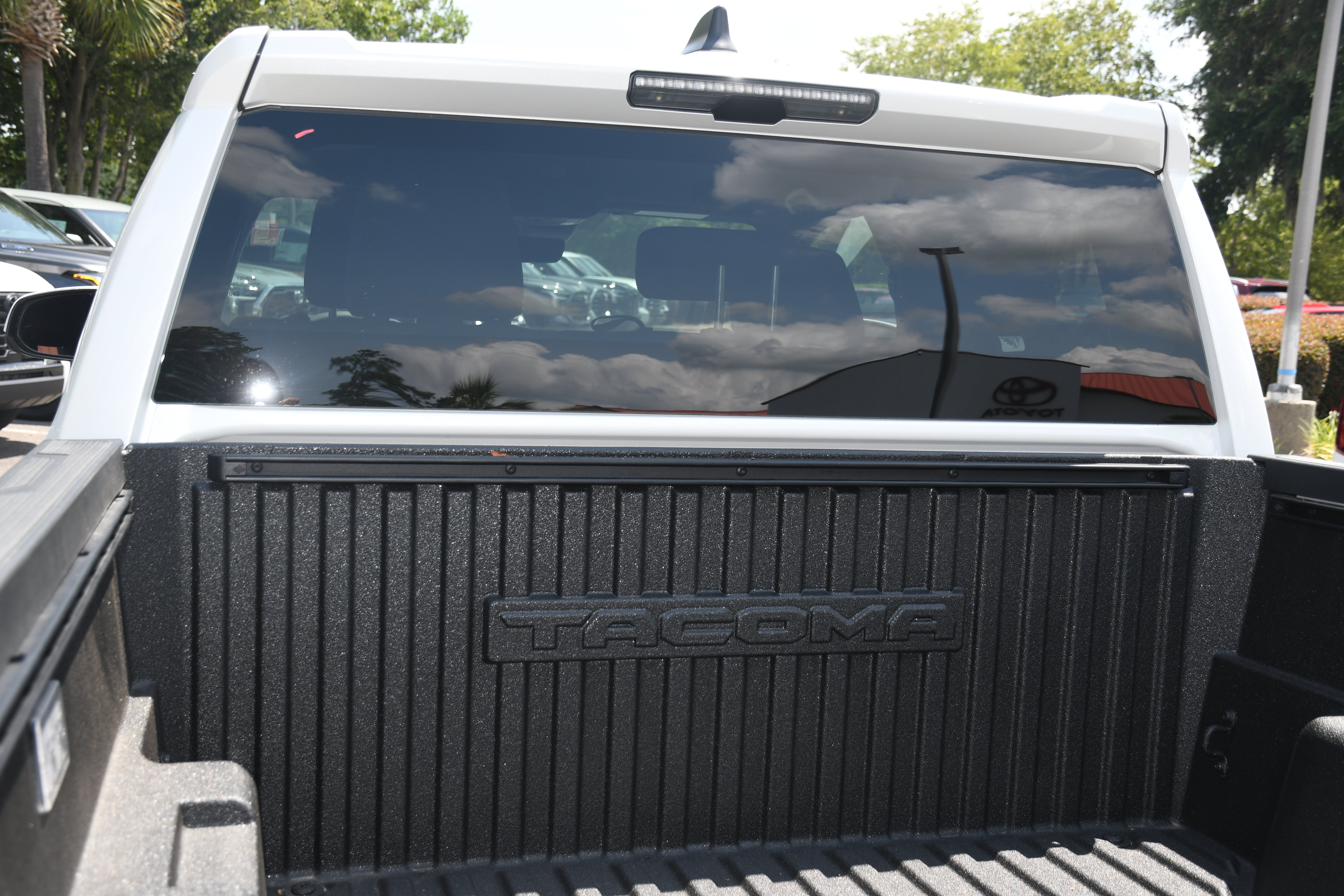 Used 2024 Toyota Tacoma TRD Sport AWD/4WD image 16