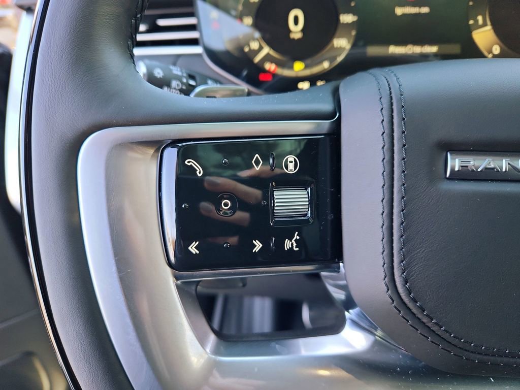 New 2026 Land Rover Range Rover SE image 19