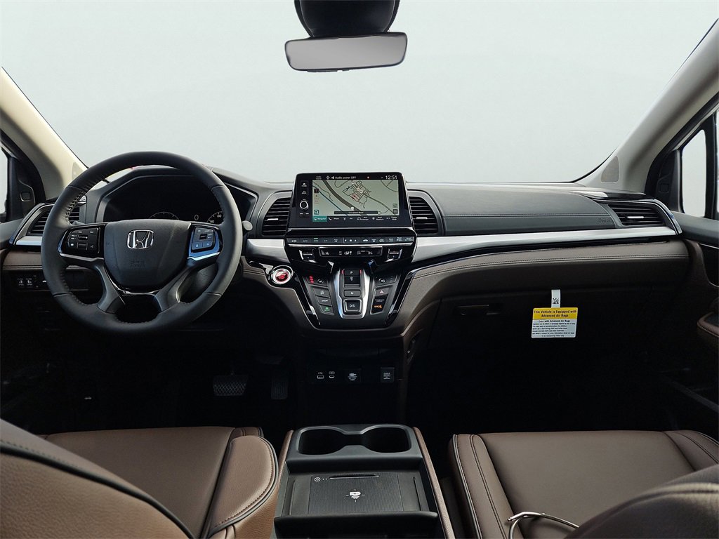 New 2026 Honda Odyssey Touring image 7