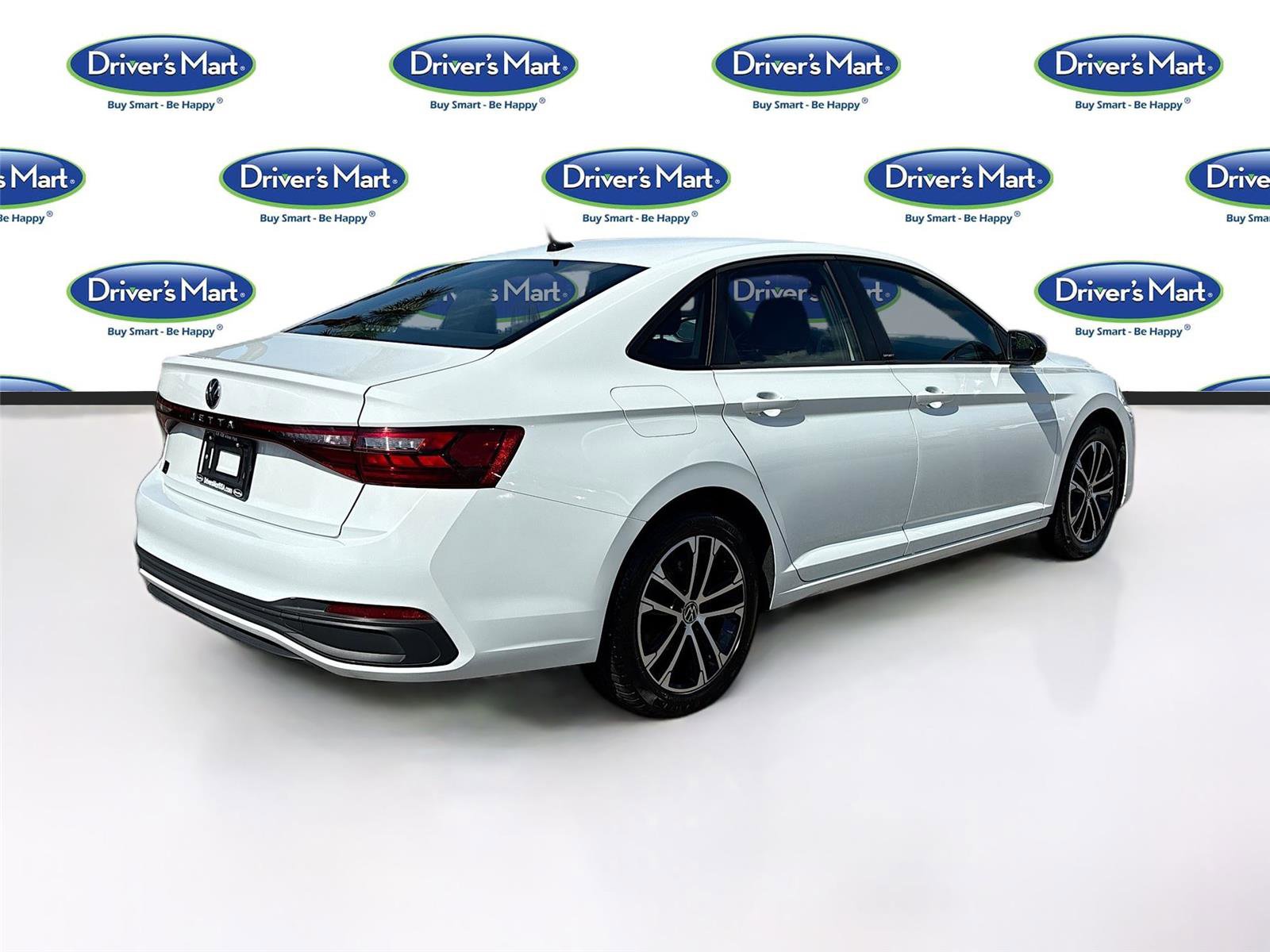 Used 2025 Volkswagen Jetta Sport FWD image 7