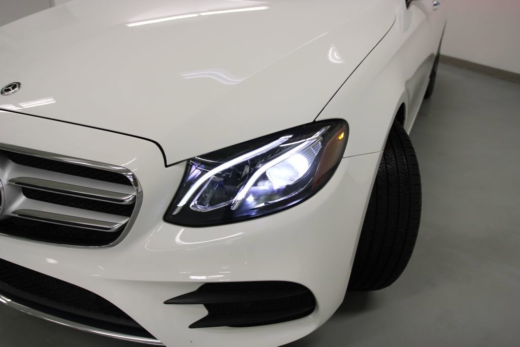 Used 2020 Mercedes-Benz E 350 4MATIC Sedan image 11