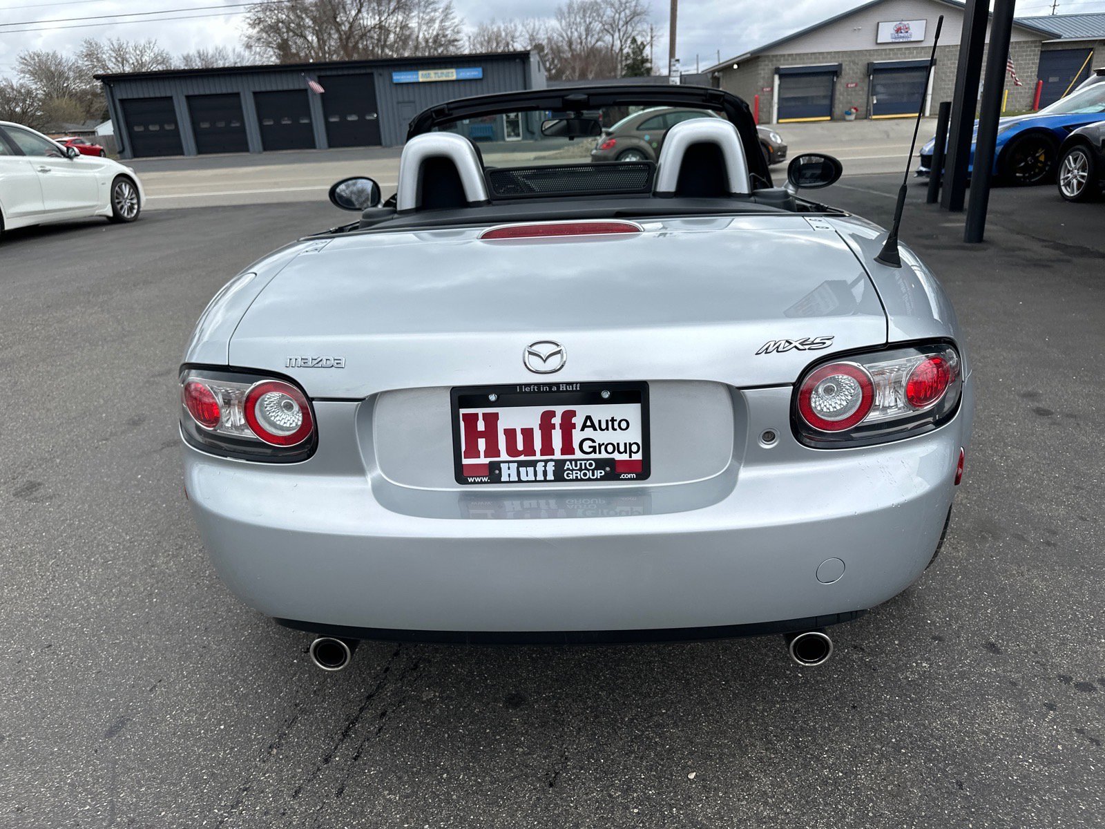 Used 2008 MAZDA MX-5 Miata Touring image 6