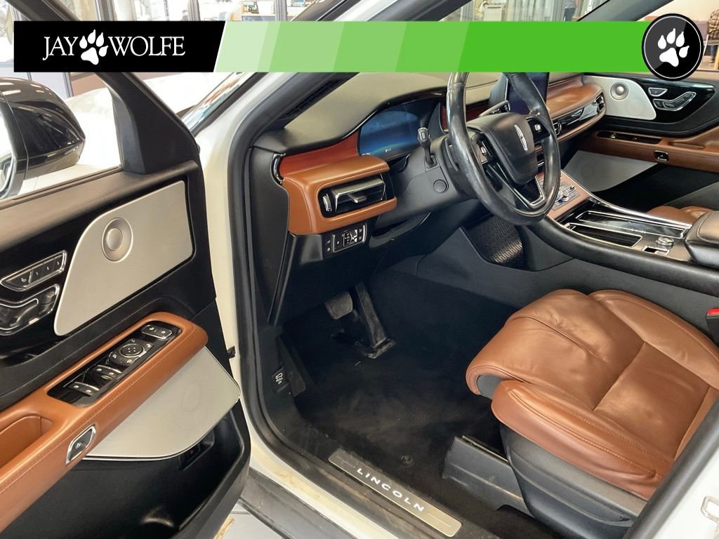 Used 2021 Lincoln Aviator Grand Touring w/ Equipment Group 301A image 11