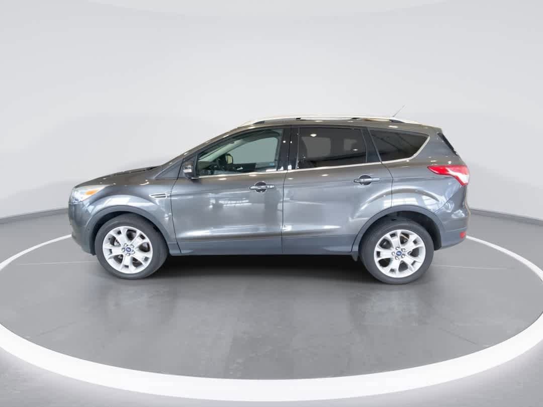 Used 2016 Ford Escape Titanium w/ Equipment Group 301A AWD/4WD image 5