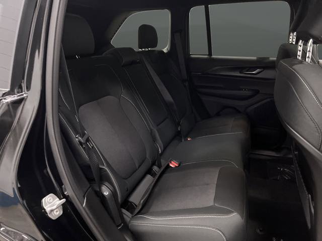 New 2025 Jeep Grand Cherokee Laredo X w/ Trailer Tow Package image 28