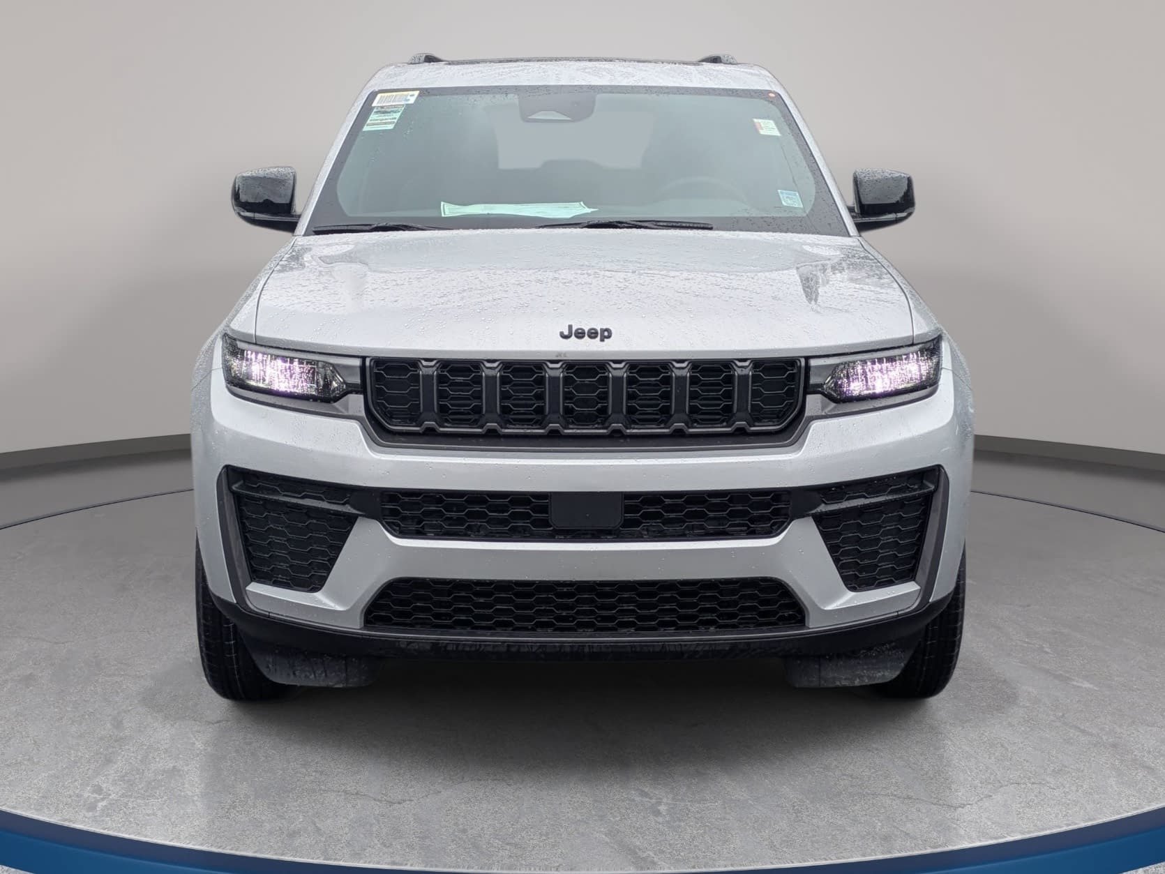 New 2026 Jeep Grand Cherokee Altitude AWD/4WD image 2