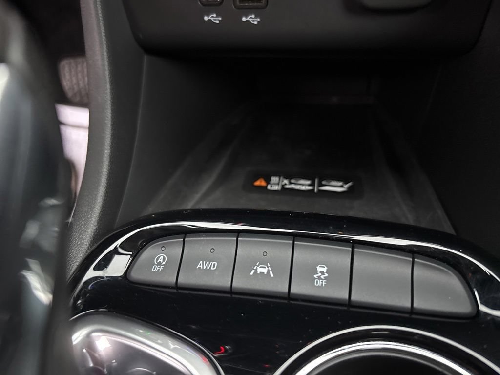 Used 2024 Buick Encore GX Sport Touring w/ Advanced Technology Package AWD/4WD image 34