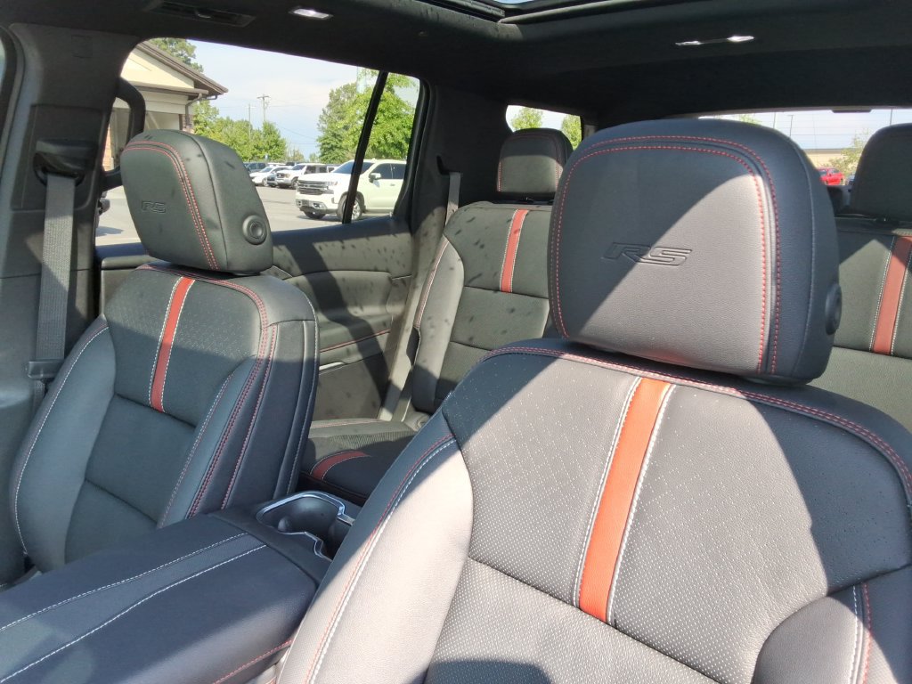 Certified 2026 Chevrolet Traverse RS FWD image 23