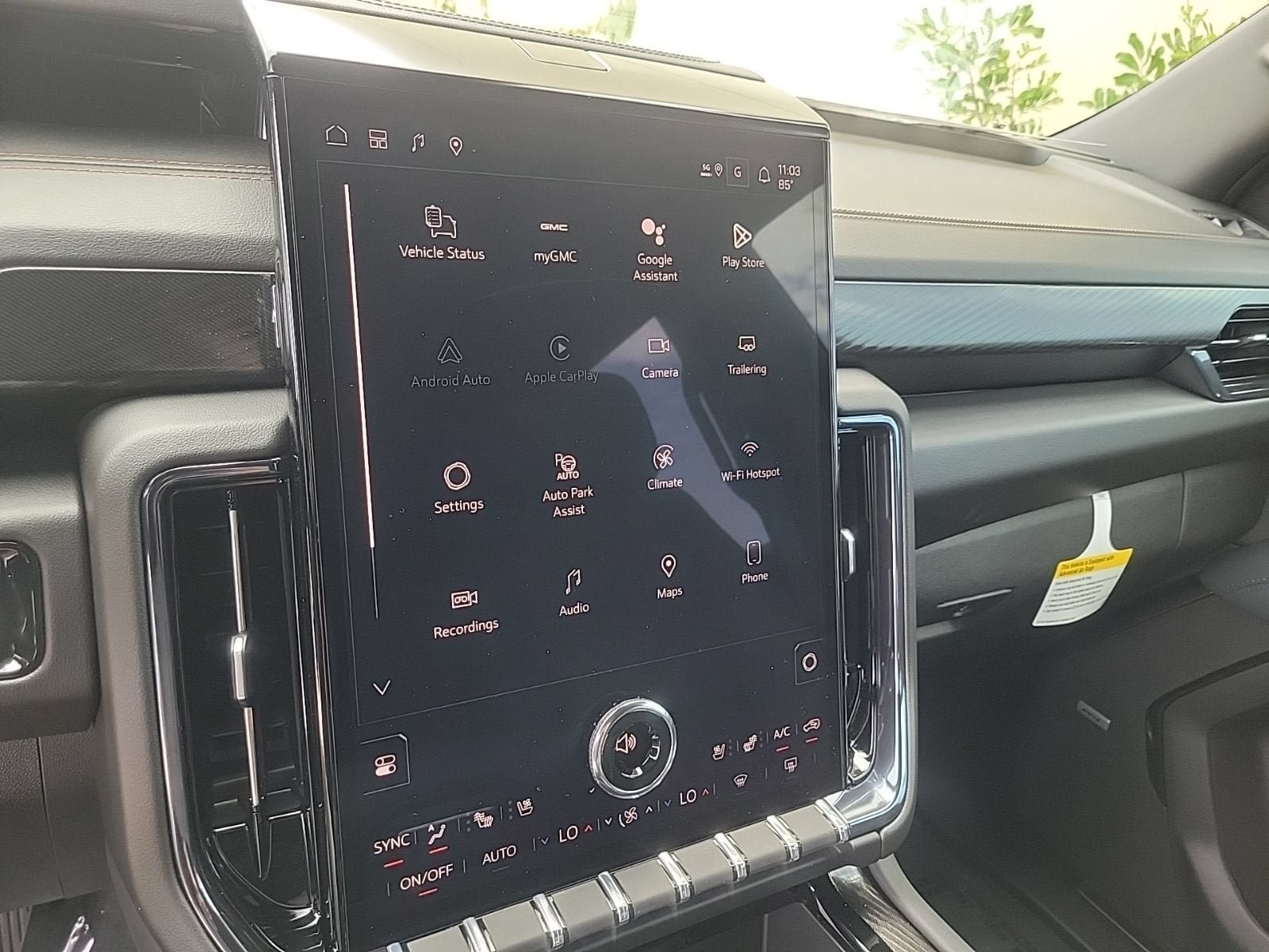 New 2026 GMC Yukon XL AT4 w/ AT4 Premium Plus Package AWD/4WD image 20