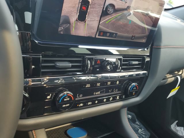 New 2026 Nissan Pathfinder Rock Creek w/ Rock Creek Premium Package AWD/4WD image 30