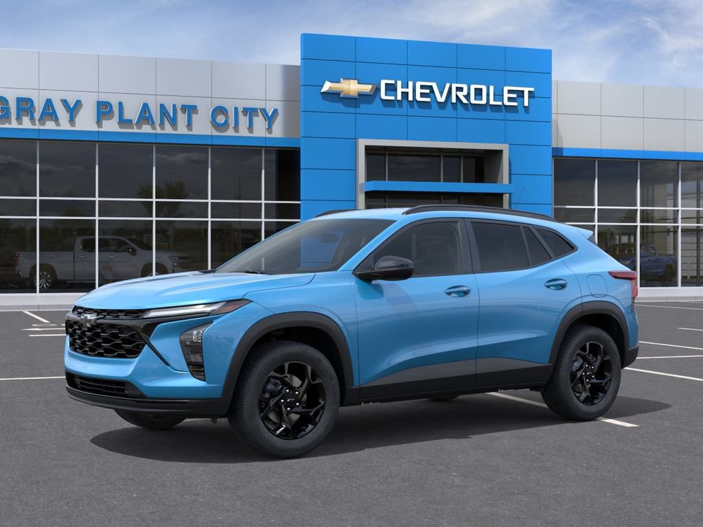 New 2026 Chevrolet Trax LT w/ Driver Confidence Package FWD image 2