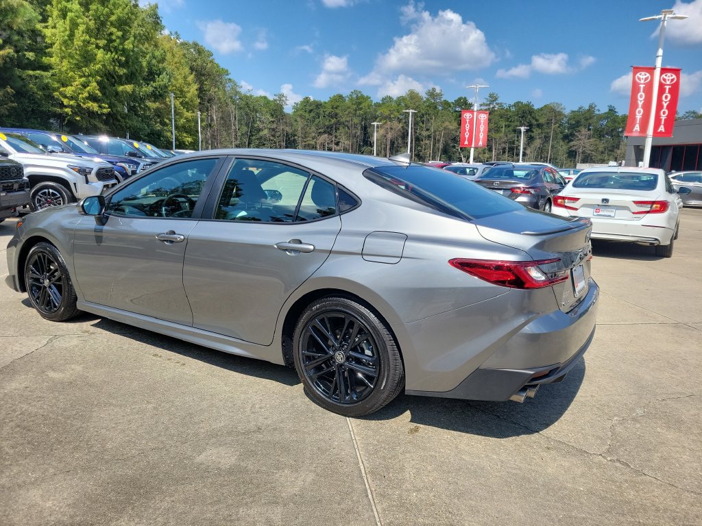 Certified 2026 Toyota Camry SE w/ Convenience Package FWD image 3