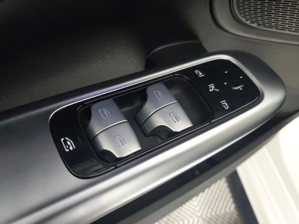 Used 2024 Mercedes-Benz C 43 AMG 4MATIC Sedan image 20