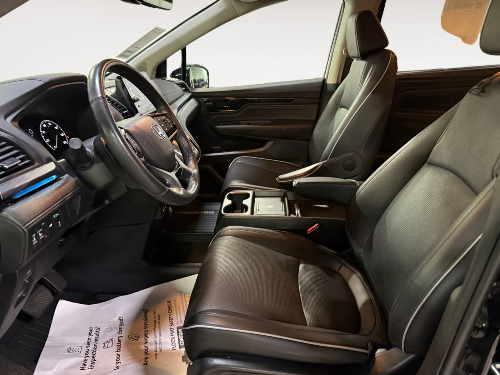 Used 2025 Honda Odyssey Elite image 15