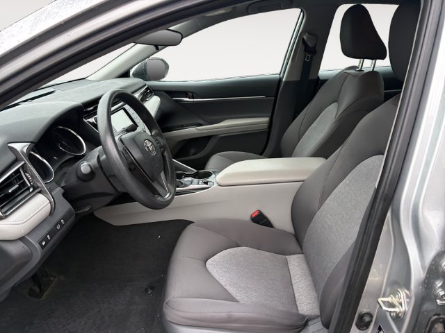 Used 2019 Toyota Camry LE w/ Protection Package (Q2) FWD image 9
