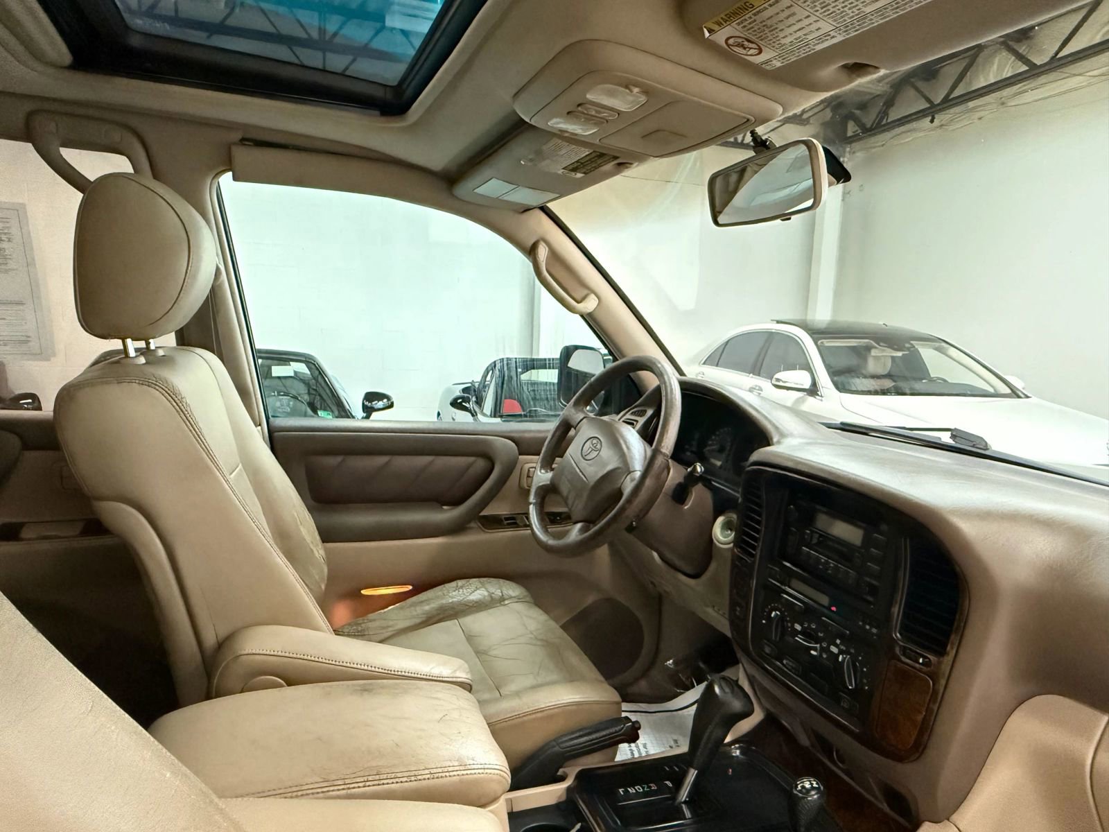Used 1998 Toyota Land Cruiser image 25