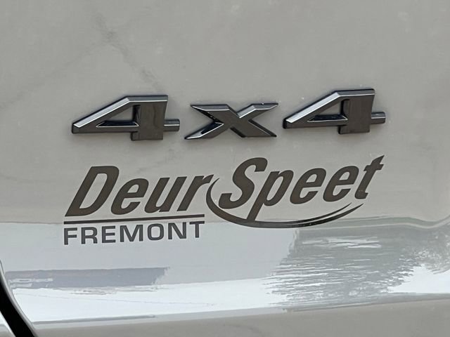 Used 2023 Jeep Cherokee Trailhawk AWD/4WD image 2