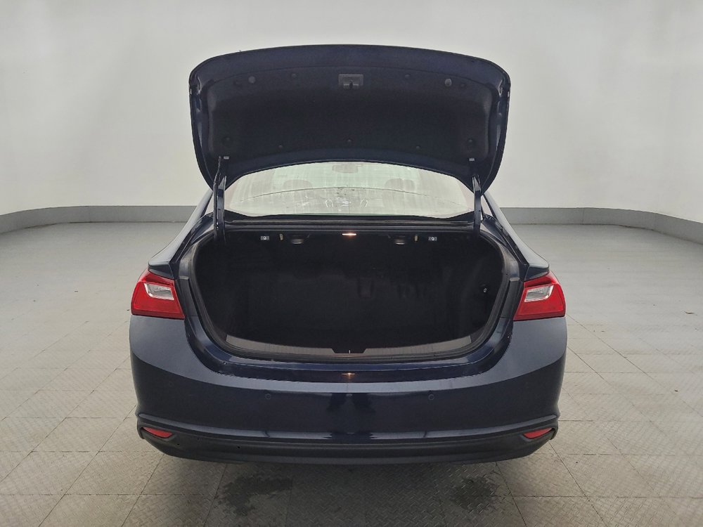 Used 2017 Chevrolet Malibu Hybrid w/ Leather Package image 29