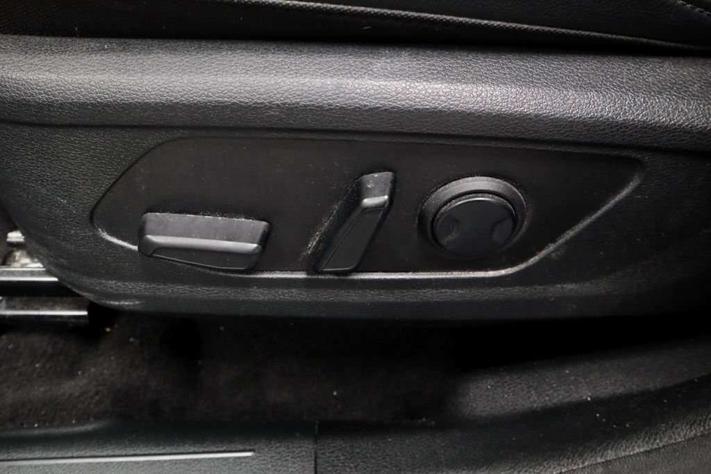 Used 2025 Kia Sportage X-Line w/ Premium Package AWD/4WD image 25
