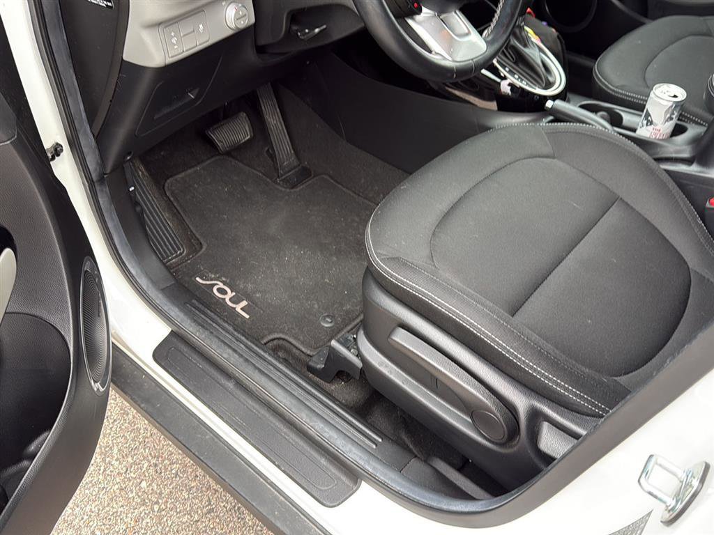 Used 2019 Kia Soul + w/ Audio Package image 12