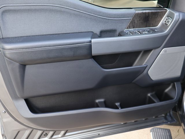 Used 2024 Ford F350 Lariat w/ Lariat Ultimate Package image 21