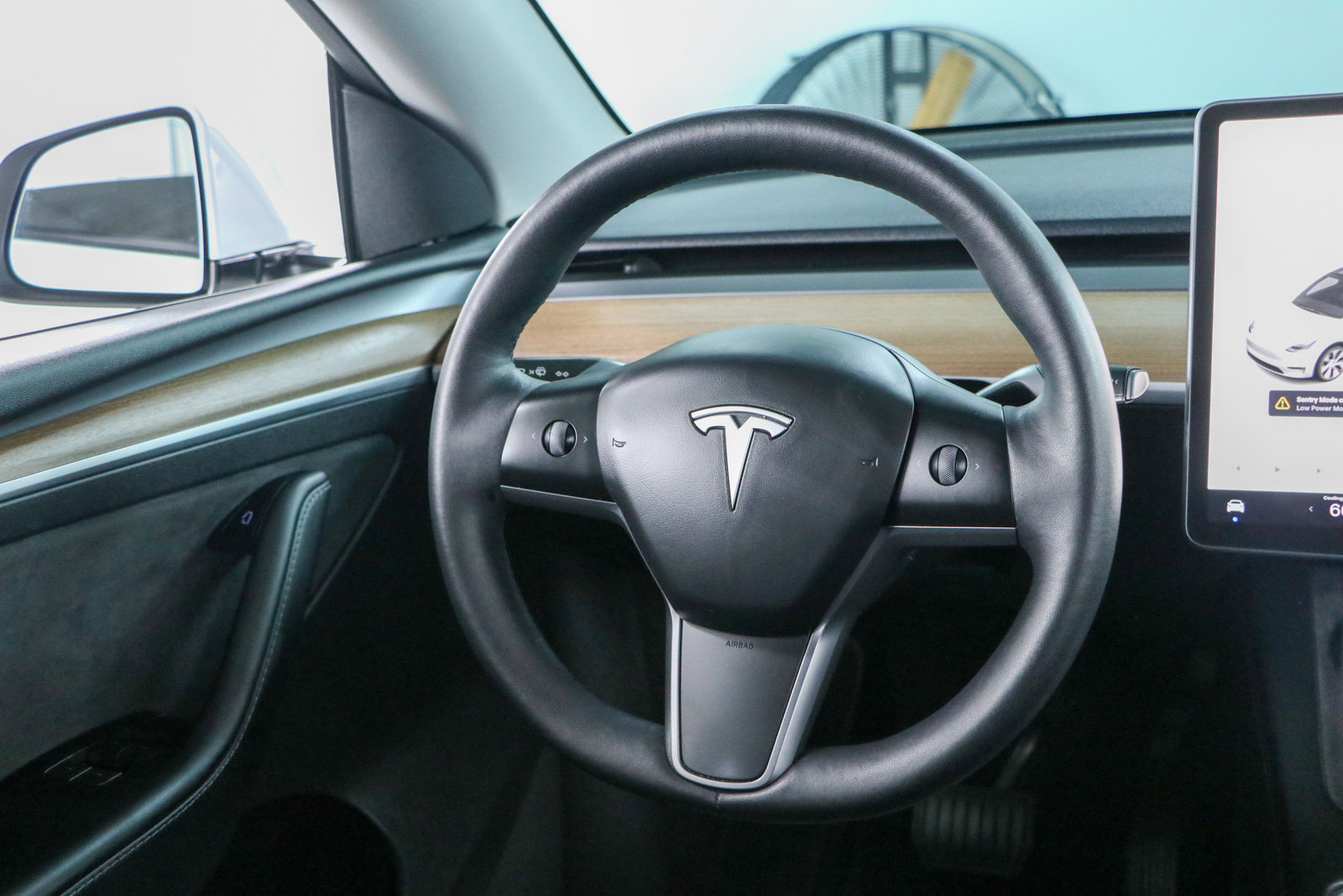 Used 2023 Tesla Model Y Long Range AWD/4WD image 12