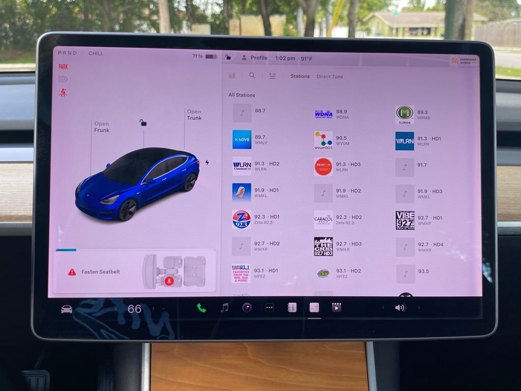 Used 2020 Tesla Model 3 Standard Range Plus image 23